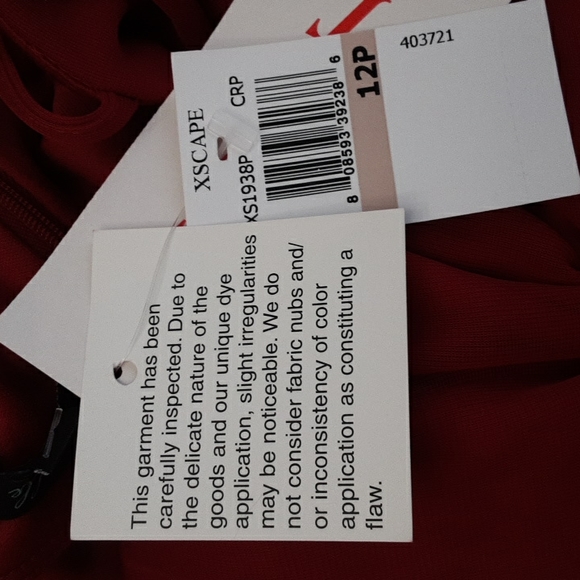 PROM DRESS / PRETTY DARK RED EVENING GOWN SZ 12  Petite NWT - Picture 14 of 14